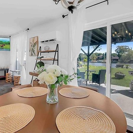 2 Bedroom Getaway On The River/Close To Marina Belle River Exteriér fotografie