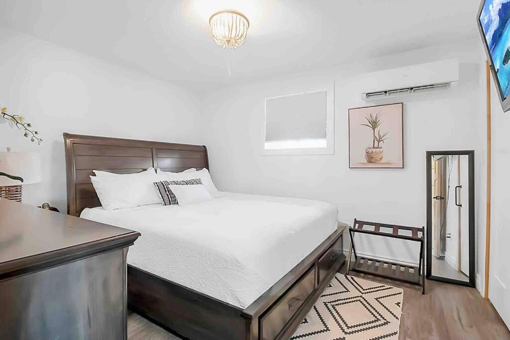 2 Bedroom Getaway On The River/Close To Marina Belle River Exteriér fotografie