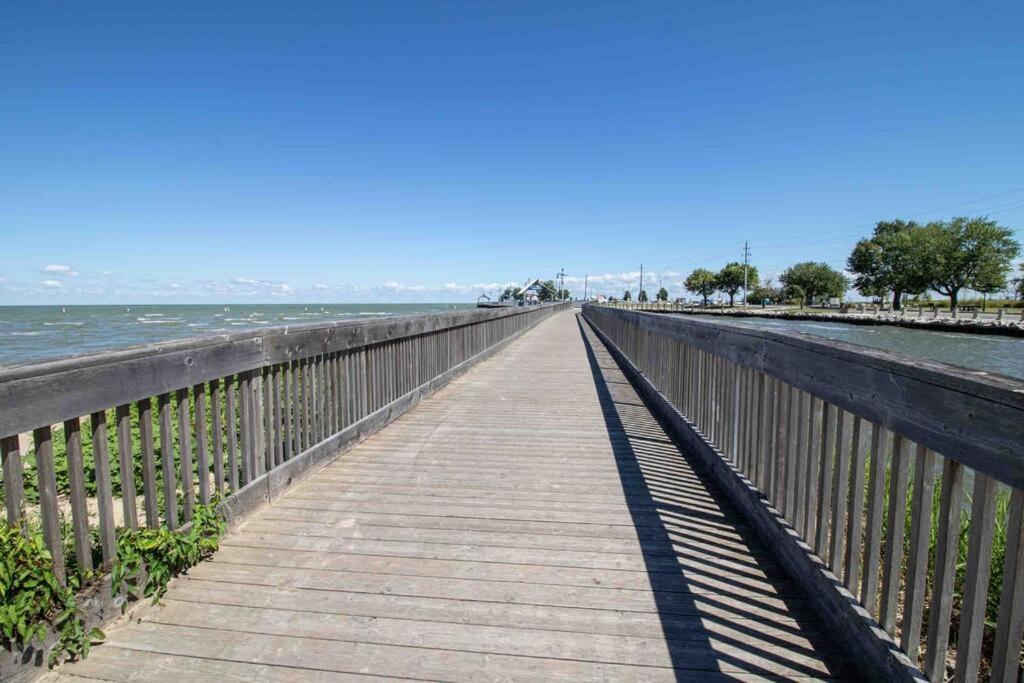 2 Bedroom Getaway On The River/Close To Marina Belle River Exteriér fotografie